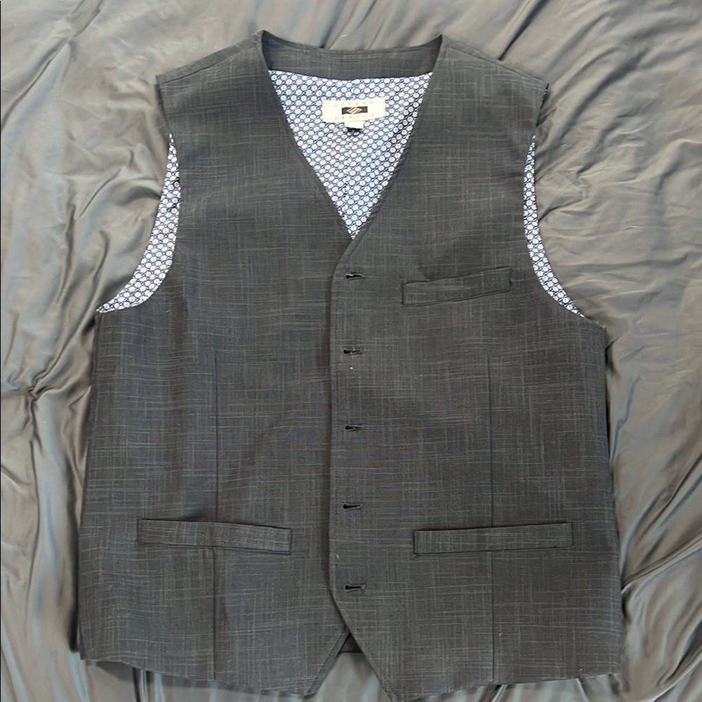 Men's Joseph Abboud Gray Vest